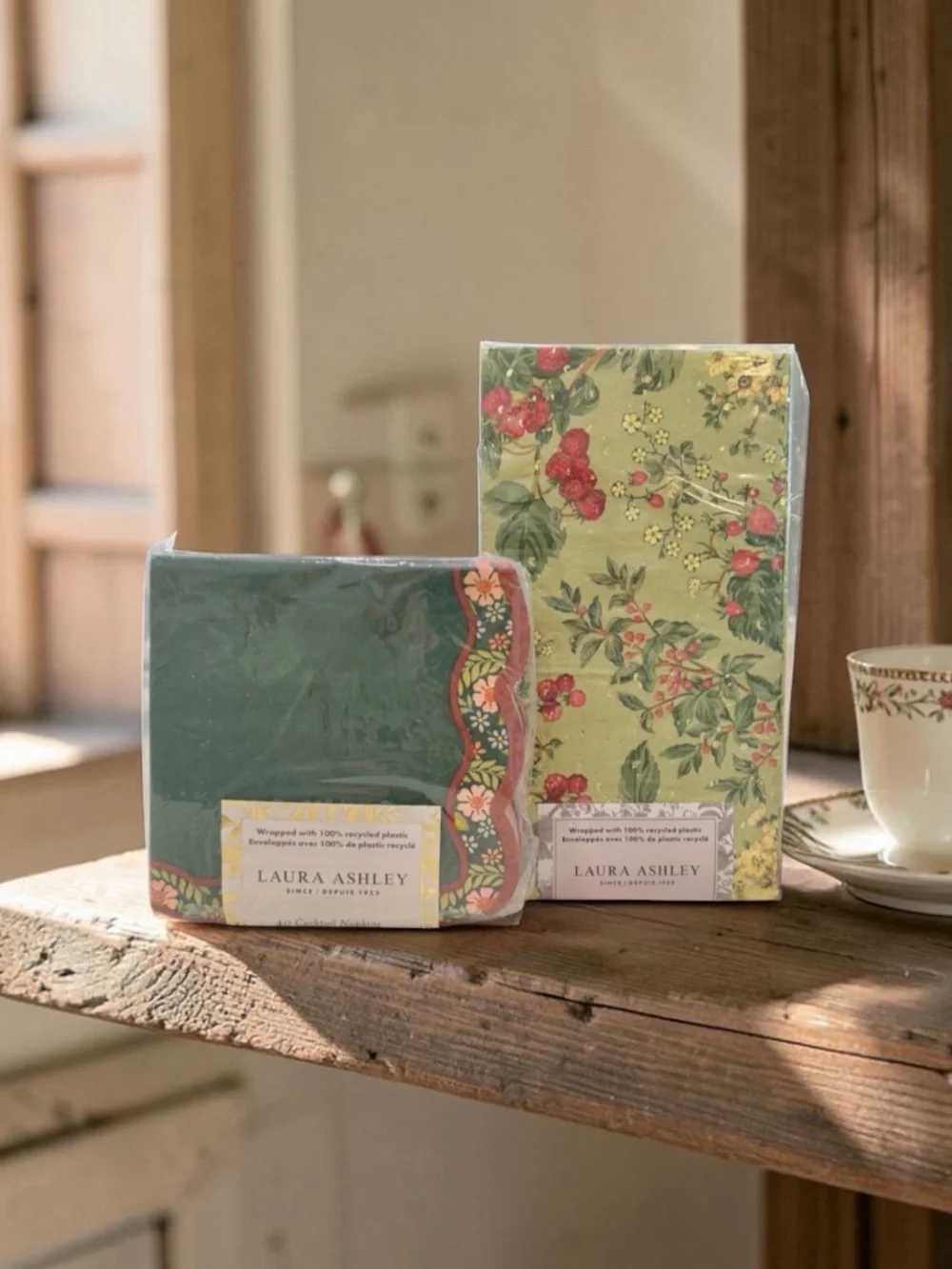 Laura Ashley set green
